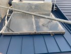 カバー工法した金属屋根の様子