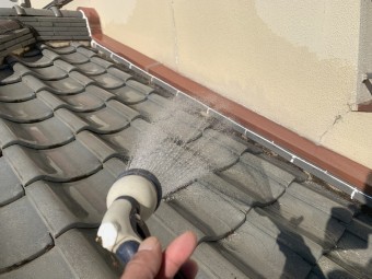 散水検査をしている様子