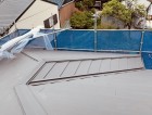 棟板金を取り付けた様子