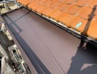 カバー工法した庇の様子