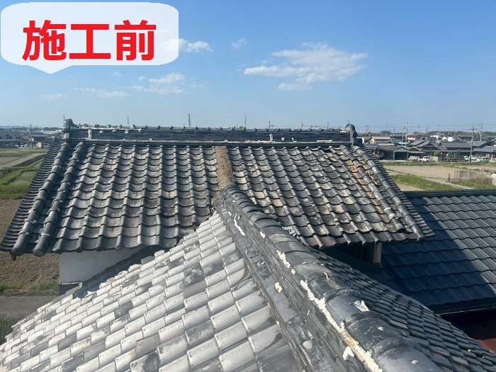 明石市で平屋の瓦屋根を軽量瓦へ葺き替える前の様子