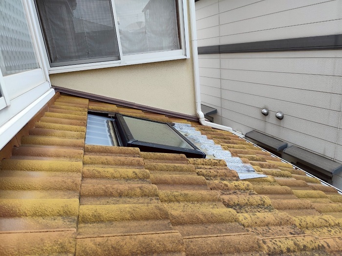 葺き替え前の洋瓦