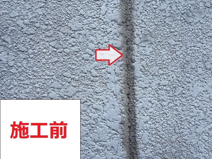 ＡＬＣ外壁の目地雨漏り修理前