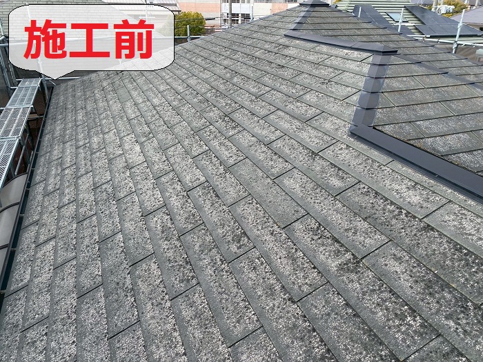 加古郡播磨町で強風被害により火災保険申請し屋根カバー工法を行なう前の様子