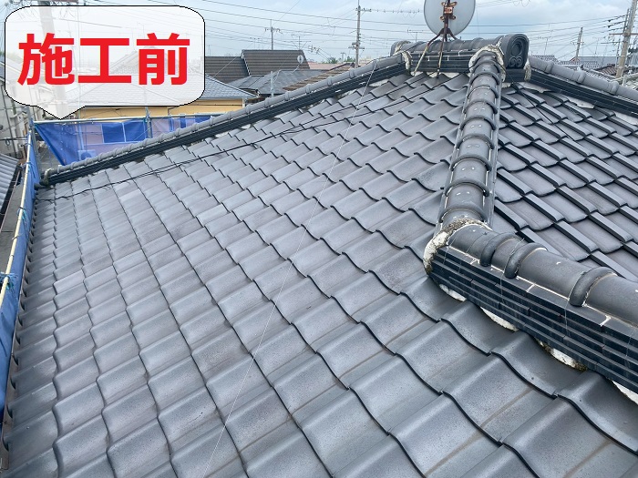 神戸市西区で瓦屋根の耐震工事として乾式工法で屋根の軽量化を行なう前の様子