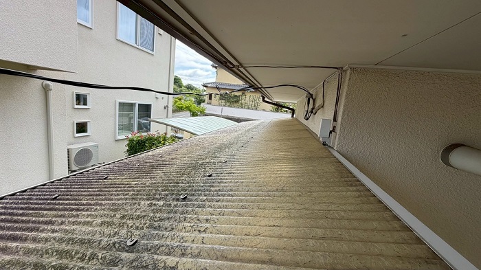 波板貼り替え前