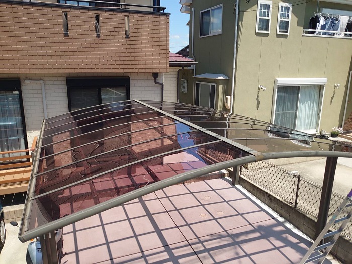 加古郡播磨町での2台用カーポート屋根のアクリル板を交換完了