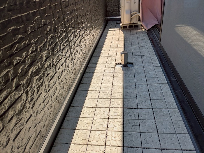 西宮市で大和ハウス一軒家のベランダ塩ビシート防水を張り替えた後の様子