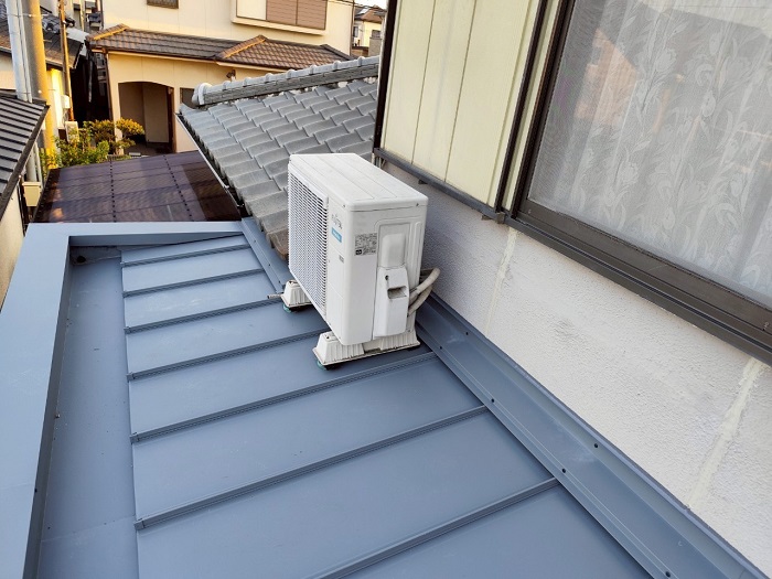 カバー工法したトタン屋根