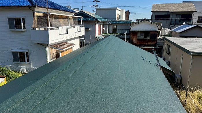 カバー工法した屋根