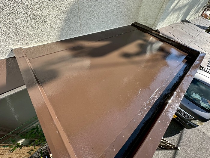 神戸市兵庫区で戸建ての部分塗装として鉄部の錆止め塗装を行った後の様子