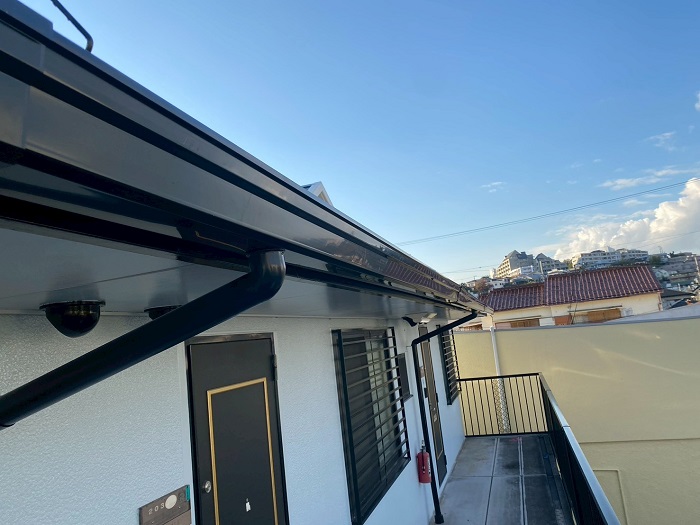 神戸市垂水区のアパート軒樋交換でＴＲＵ１００を使用した後の様子
