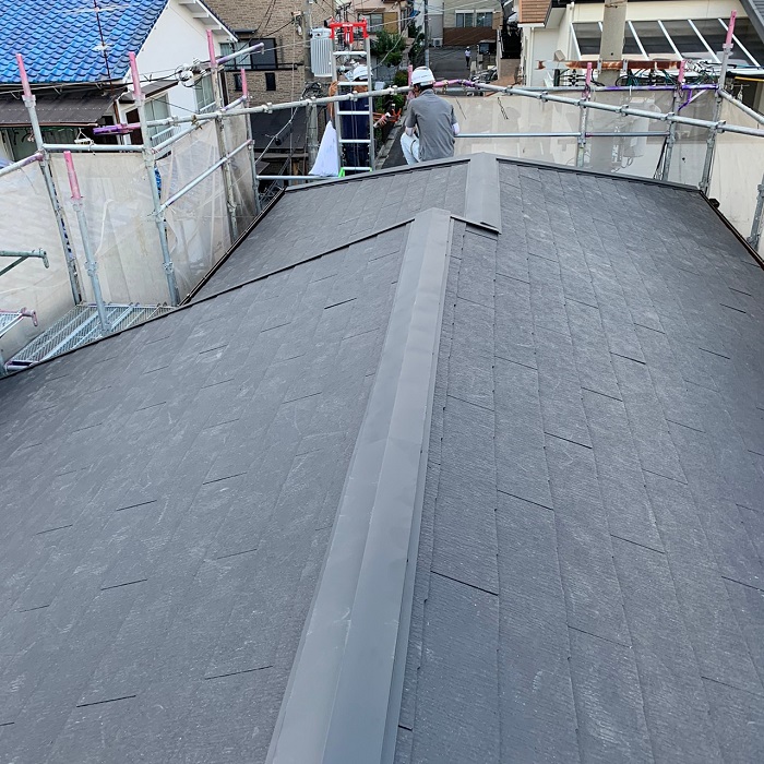 宝塚市でのコロニアル屋根への葺き替え完了