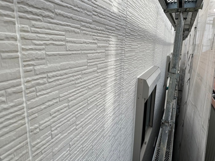 神戸市垂水区での外壁塗装で下塗り完了