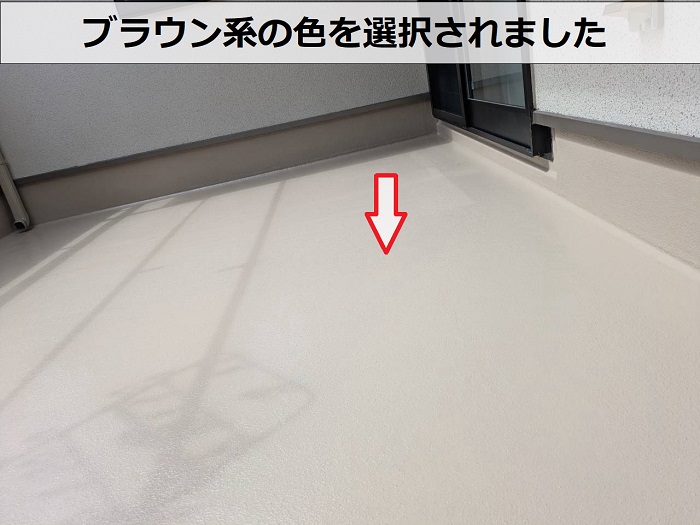 トップコートのブラウン