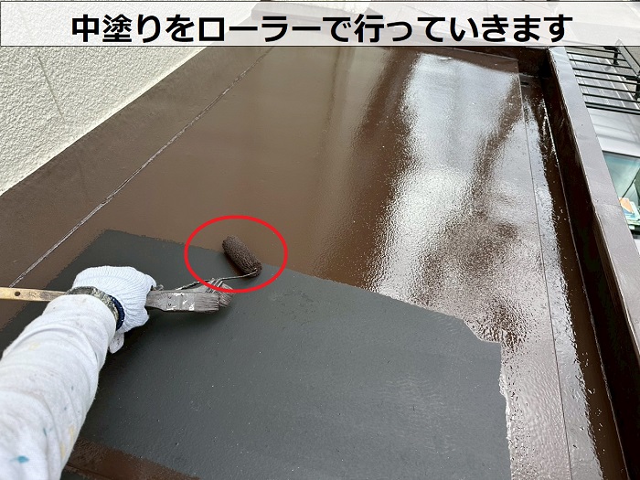 神戸市兵庫区で戸建ての部分塗装として鉄部の錆止め塗装を行った現場で中塗り