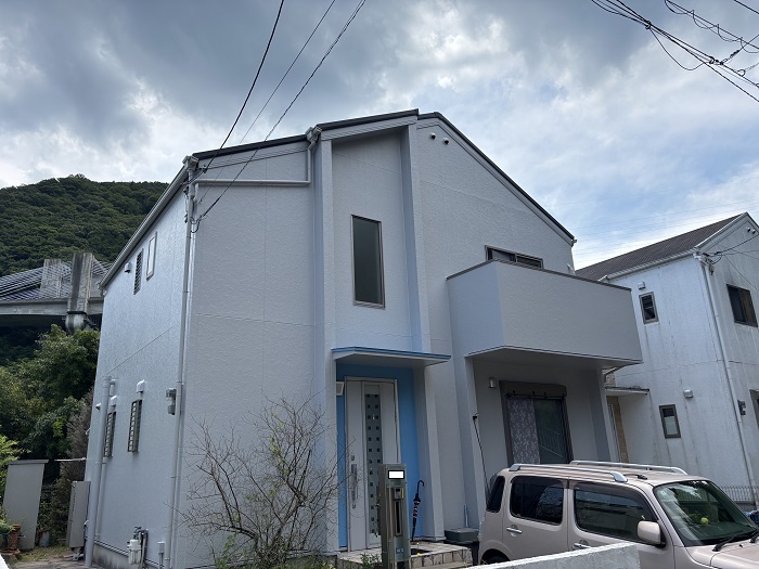 西宮市で日本ペイントのラジカル制御塗料パーフェクトトップで外壁塗り替えを行った後の様子