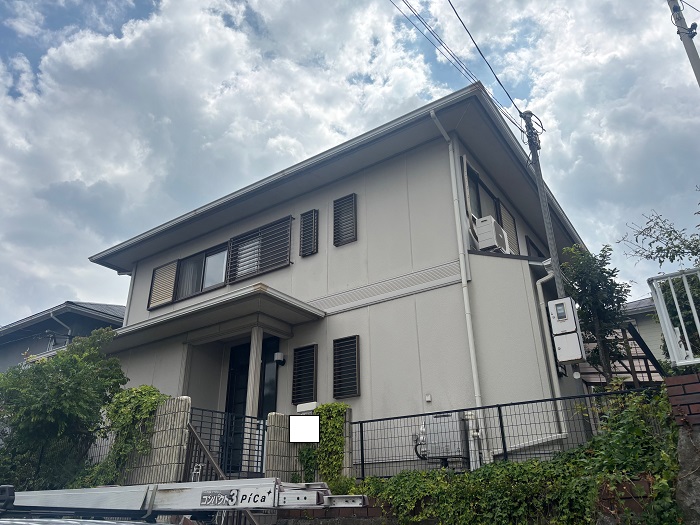 神戸市北区で日本ペイントのパーフェクトトップを用いて外装リフォームを行う前の様子