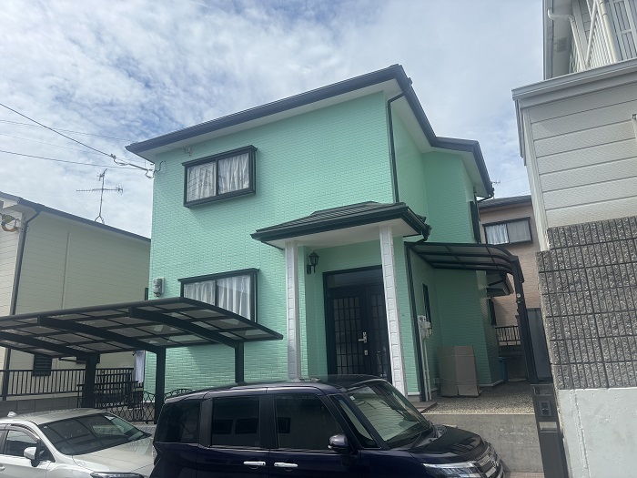 神戸市西区で戸建ての外装リフォームとして日本ペイントのパーフェクトトップを使用した後の様子