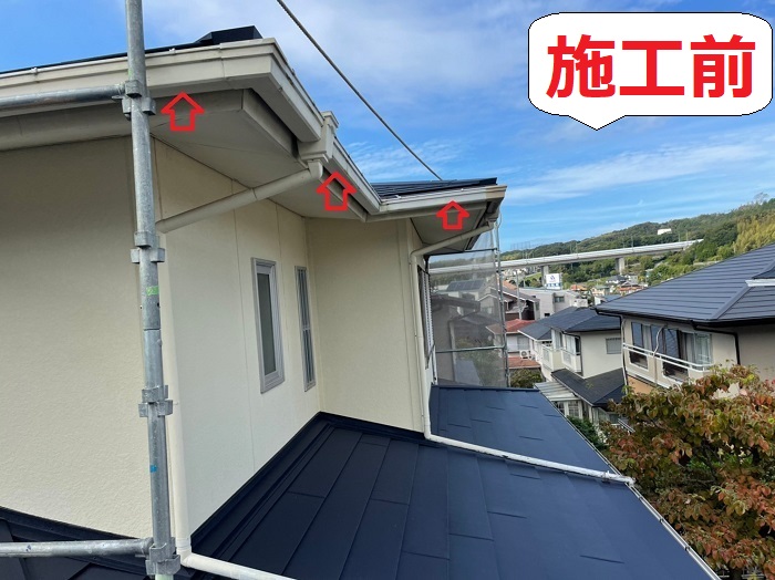 雨樋からの雨漏り修理前