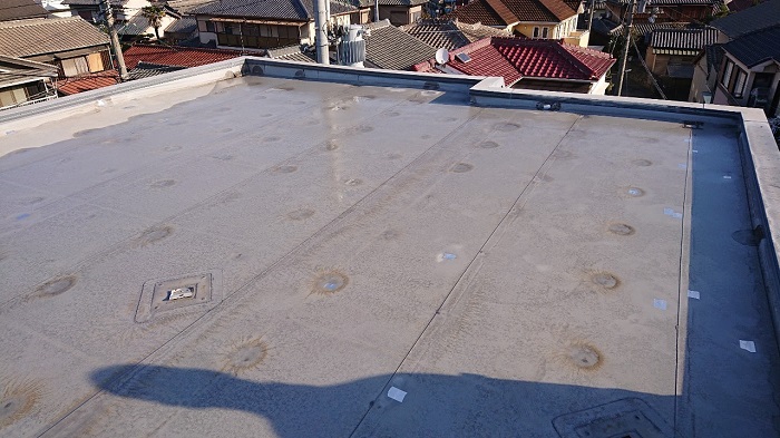 工事前の屋上防水の様子