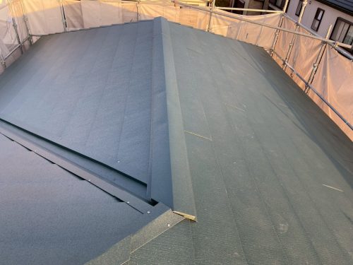 カバー工法した屋根