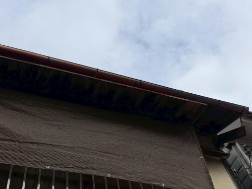 部分修理後の軒樋