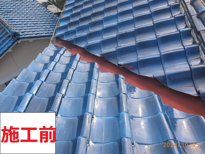 雨漏り修理の谷板金交換前