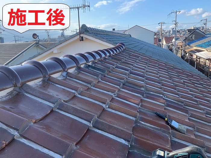 加古郡稲美町で築40年釉薬瓦の棟瓦取り直しを行った後の様子