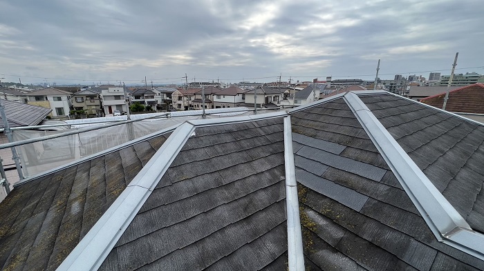 神戸市灘区で屋根工事を行う前のスレート屋根