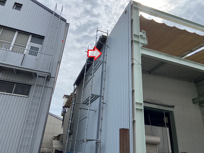 雨樋を設置した工場