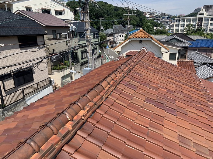 神戸市垂水区で瓦屋根の部分的な修繕を行う前の様子