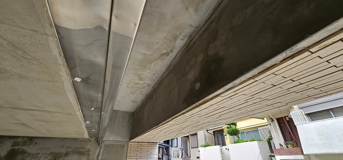 神戸市東灘区で掘り込みガレージの天井を補修した後の様子