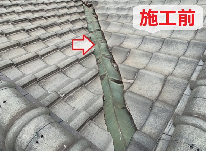 谷からの雨漏り修理前