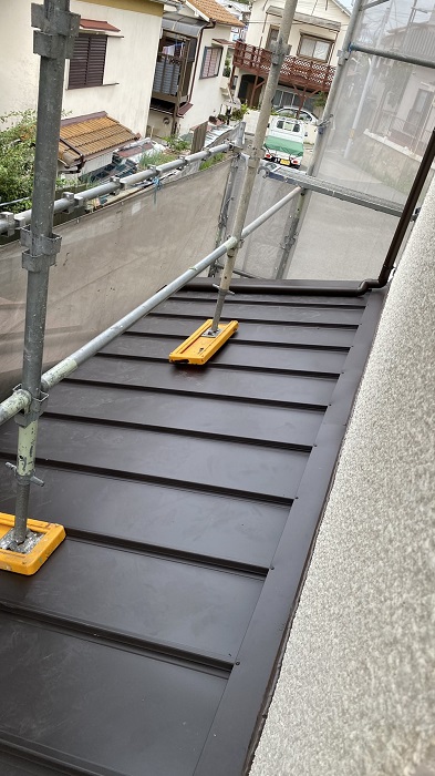 カバー工法後の立平屋根