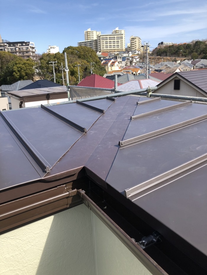 階段室屋根工事後