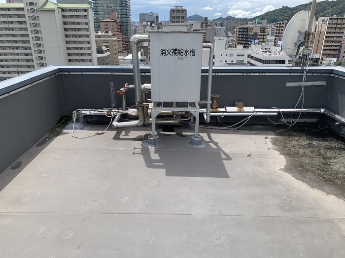 ビル屋上のシート防水から雨漏り！神戸市灘区で調査し原因を特定