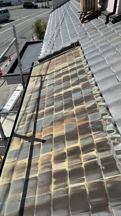 経年劣化した庇屋根