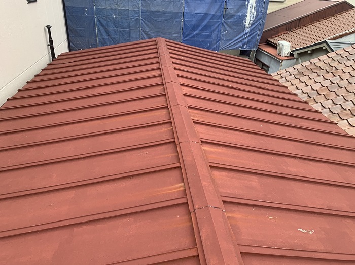 神戸市屋根カバー工事前のトタン屋根
