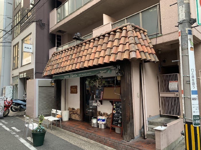 神戸市中央区で屋根工事を行う前の様子