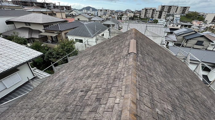 屋根カバー工事前のカラーベスト屋根
