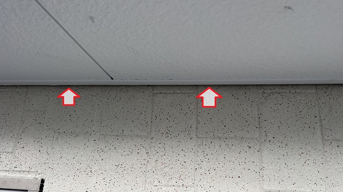 屋根と外壁の隙間