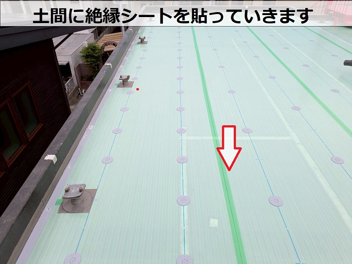 神戸市垂水区でヘーベルハウス戸建ての屋上防水工事として塩ビシートを貼り替えで絶縁シート貼り