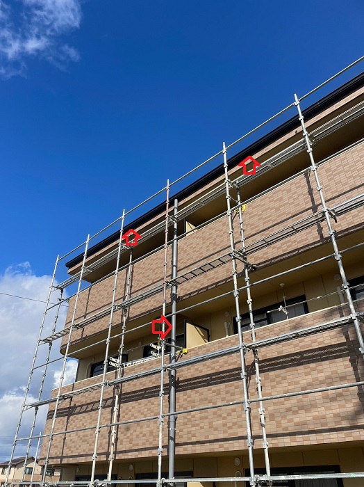 軒樋を交換したアパート