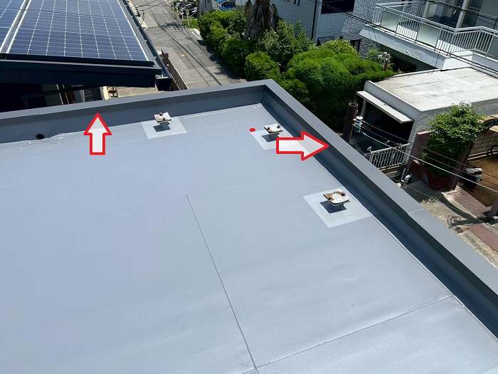 神戸市垂水区で板金工事としてガルバリウム鋼板製の笠木を取り付けた後の様子