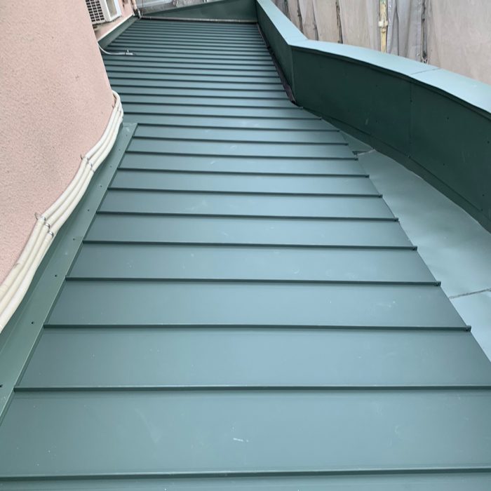 カバー工法後の立平屋根