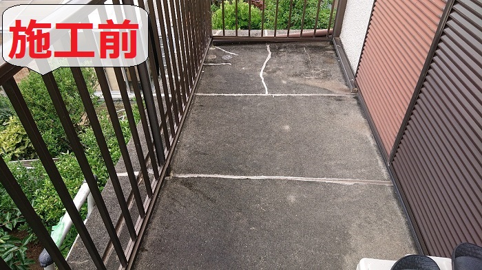 ベランダ雨漏り修理前