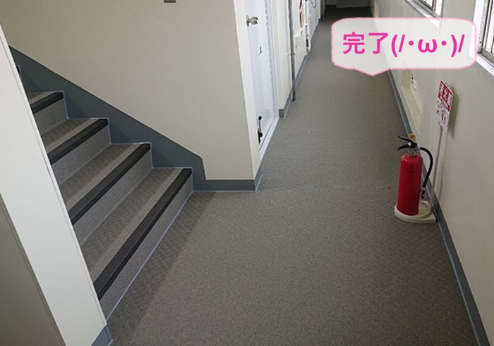 明石市でタキロンQAシリーズを用いた長尺シートとステップシート貼りが完了した現場の様子