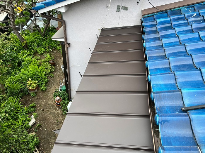 葺き替え後の立平屋根