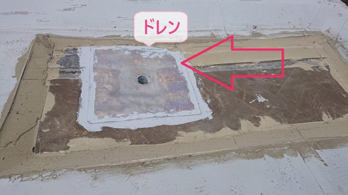 神戸市須磨区での膨れに強い屋上防水リフォームでドレン取り付け